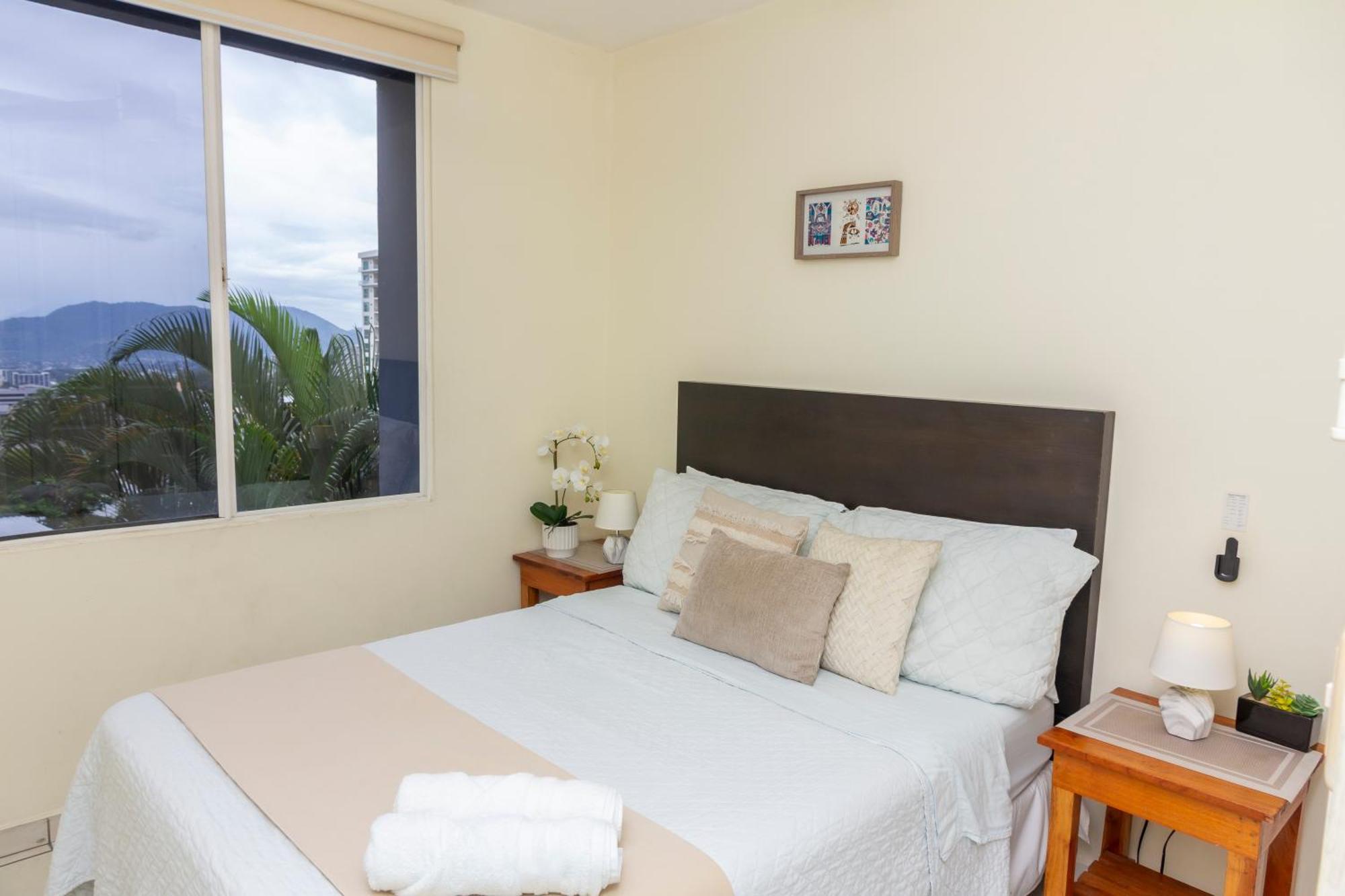 Luxury Modrn Apartment, W/amazing View, 3br,escalon,exclus,secur Apartamento